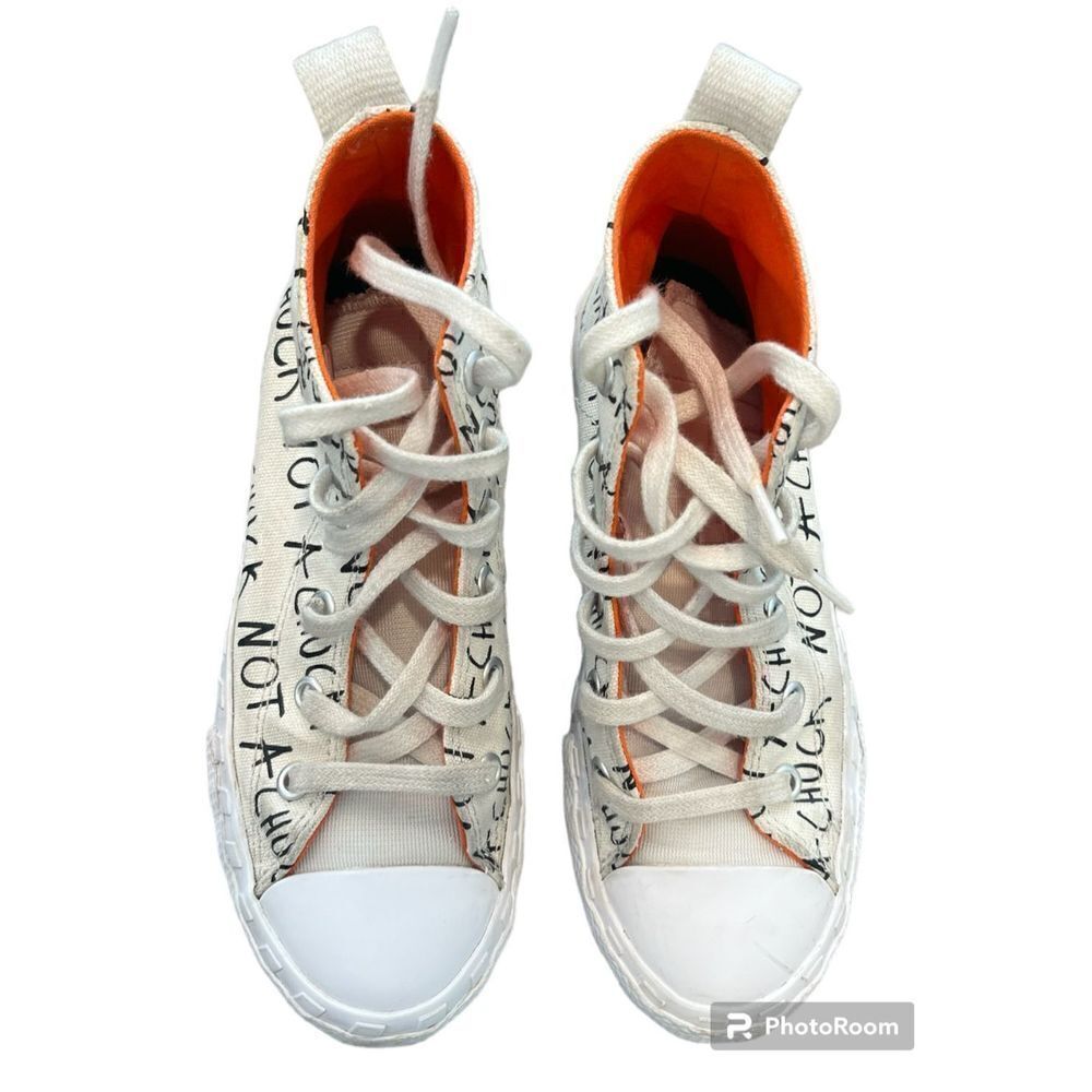 Kids Converse Shoes - US 1